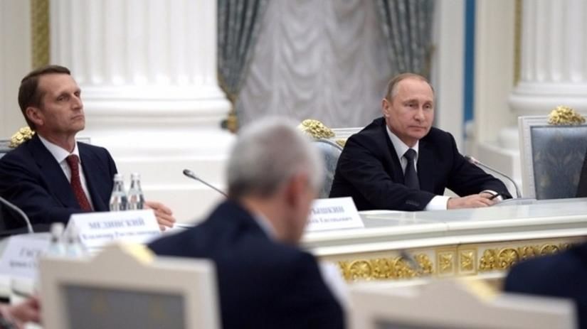 Грозєв: "ФСБ і СЗР Наришкіна провалили вторгнення в Україну, втративши довіру Путіна"