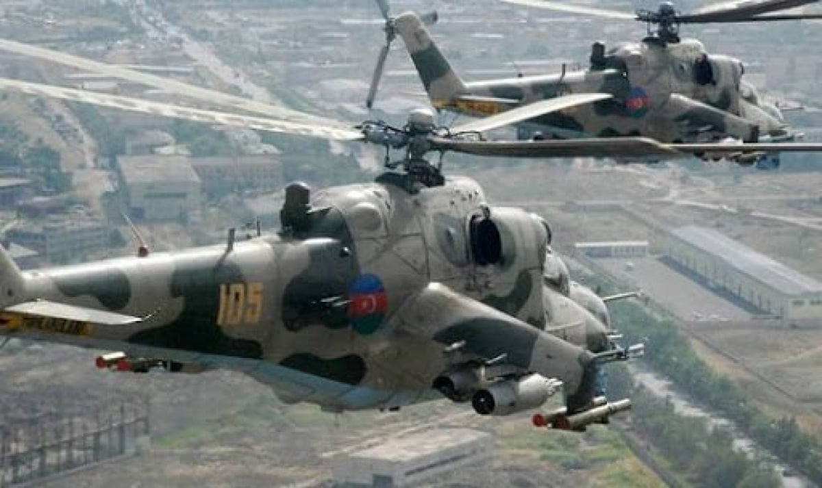 Редкие кадры: вертолеты "МИ-24" ВС Азербайджана не испугались российских ПВО, по армии Армении нанесен удар