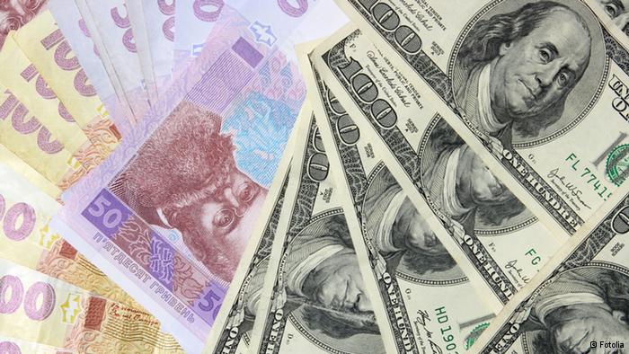НБУ установил курс гривни 19 ноября на уровне 15,2 грн/доллар