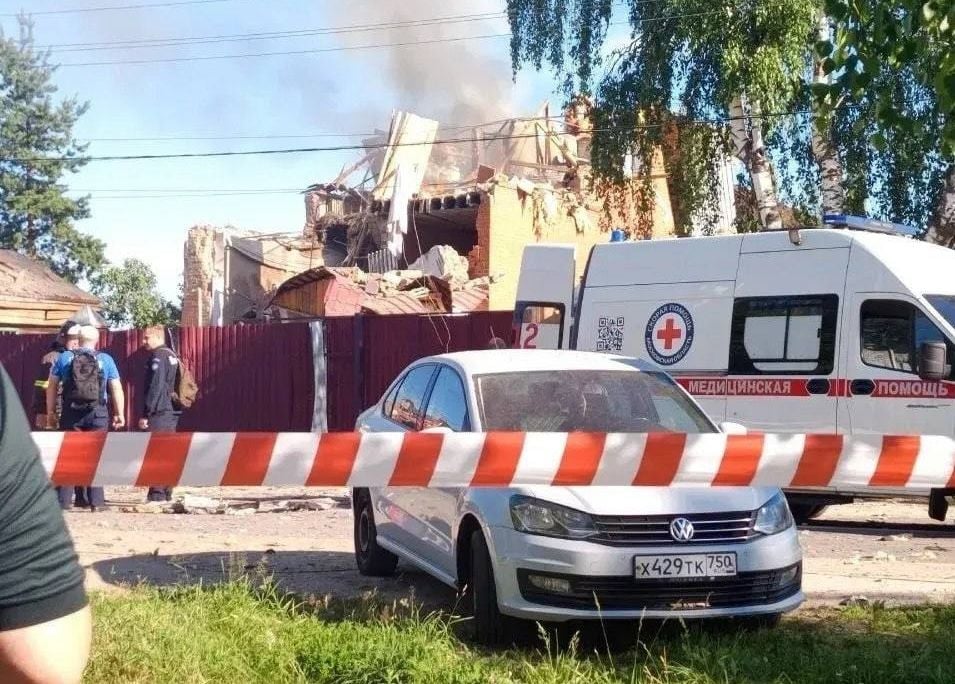 Россия при помощи РЭБ спровоцировала удар беспилотником по жилому дому в Подмосковье – аналитик