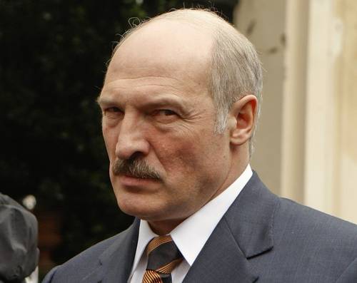 Лукашенко: У России - ни мозгов, ни денег!