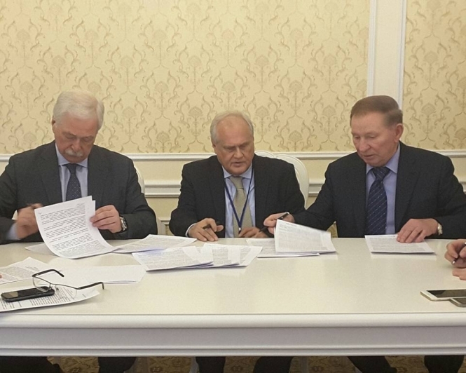 В Минске подписан договор о разведении сил: стало известно, о чем договорились Кучма, Сайдик и Грызлов