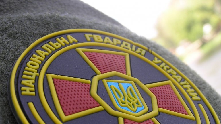 В Киеве на территории воинской части обнаружен боец Нацгвардии с простреленным животом