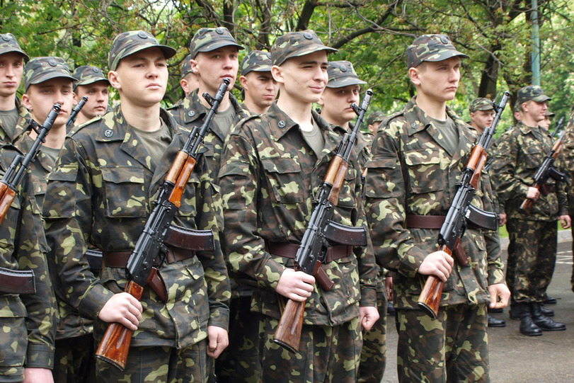Бойцы батальона "Днепр-1" стоят в полукилометре от Донецка
