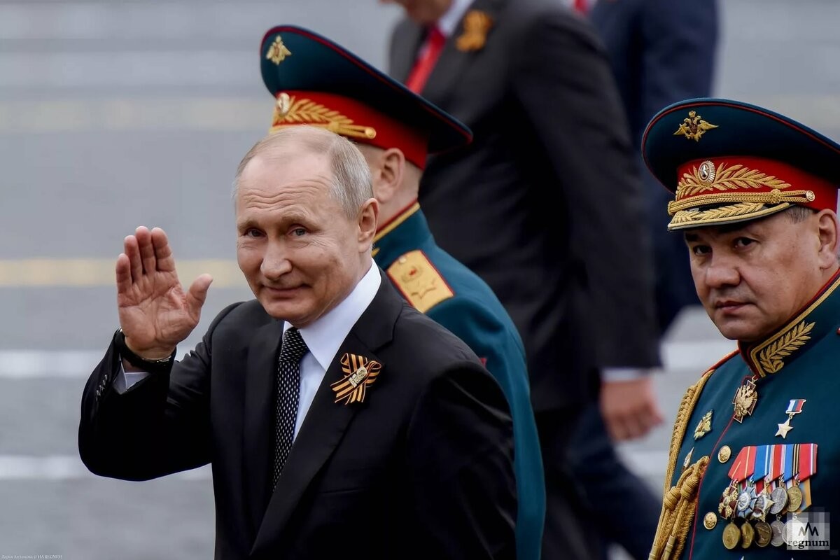 Голобуцкий о наличии "рабочих" двойников Путина на параде Победы - 2020: "Это не просто так"