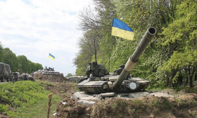 Украинская армия готовится к массированному удару по Донецку