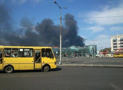 В Донецке звуки залпов слышны в двух районах, - мэрия