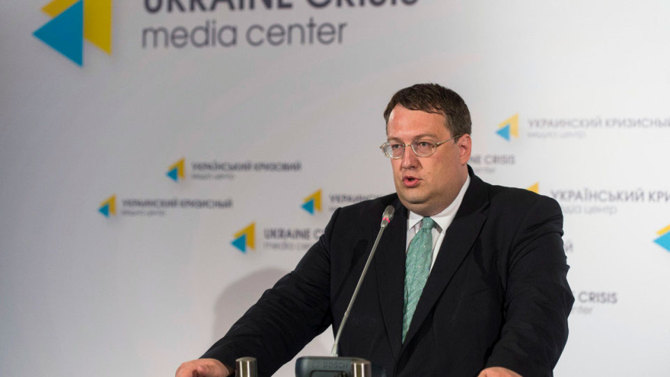 Геращенко: Скоро вся Украина будет с новым лицом милиции