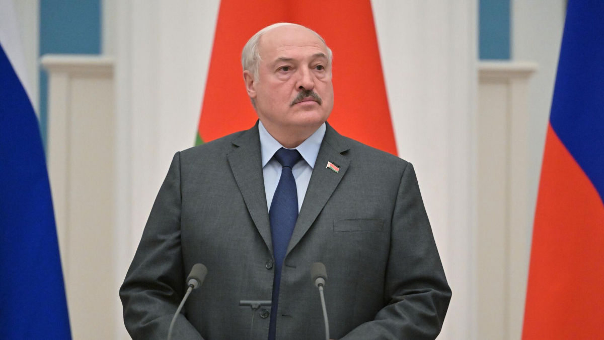 Лукашенко вызвался помочь в деблокаде экспорта зерна из Украины, но выдвинул условие