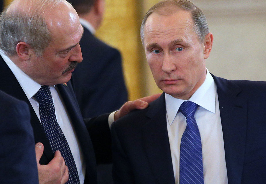 "В ближайшие два года РФ и Беларусь объединятся в одно государство", - мнение известного эксперта