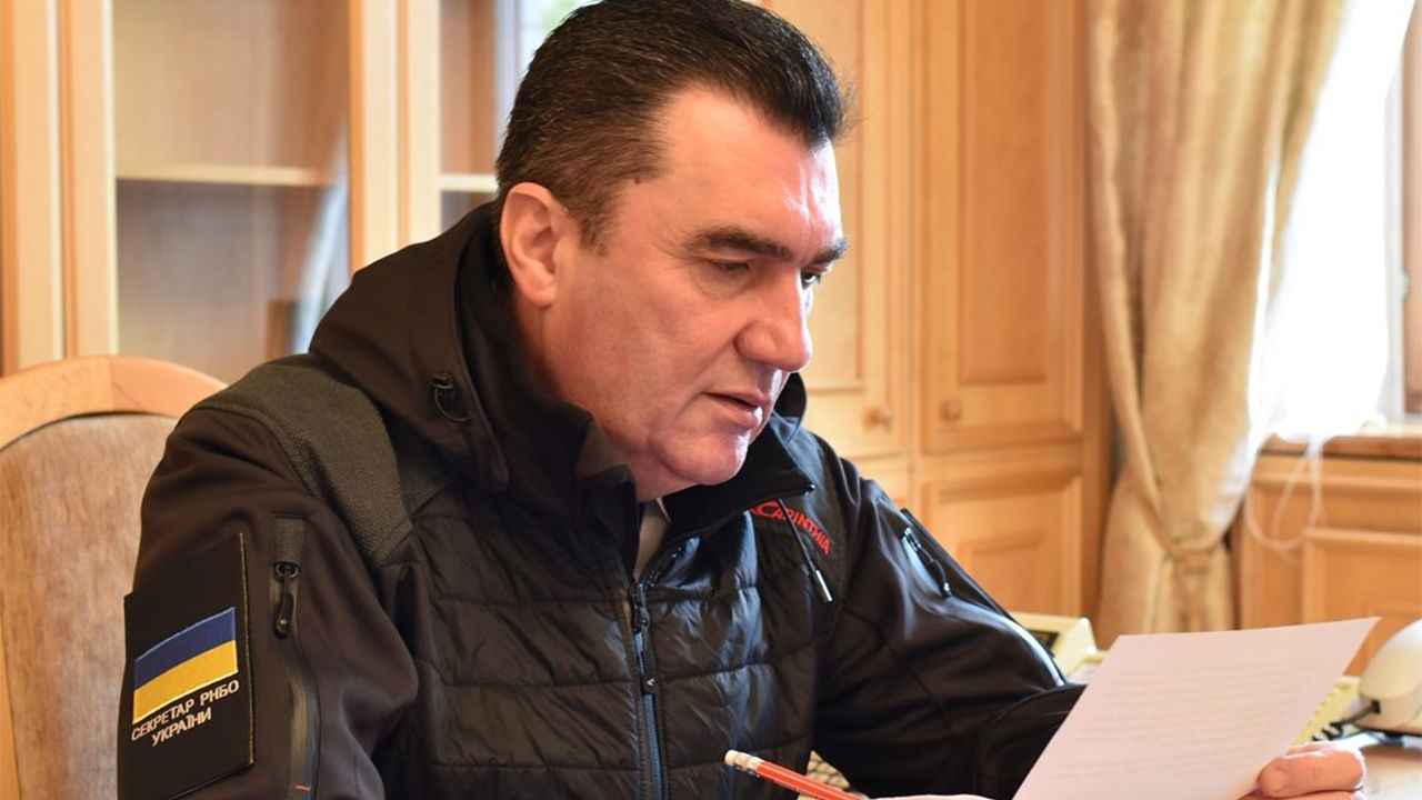 ​"Мы не должны согласовывать..." – Данилов о применении ВСУ дальнобойного оружия