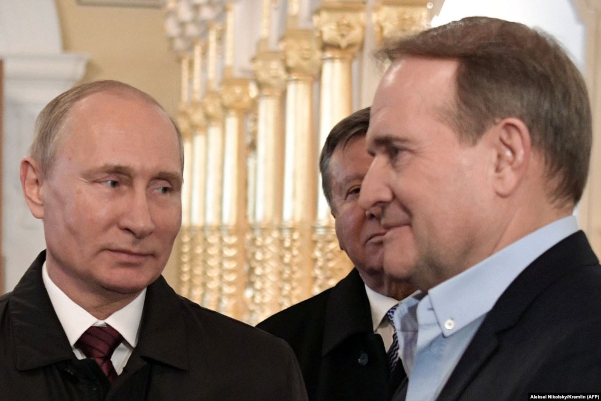 Путин отличился на встрече с Медведчуком, озвучив нелепые условия завершения войны на Донбассе