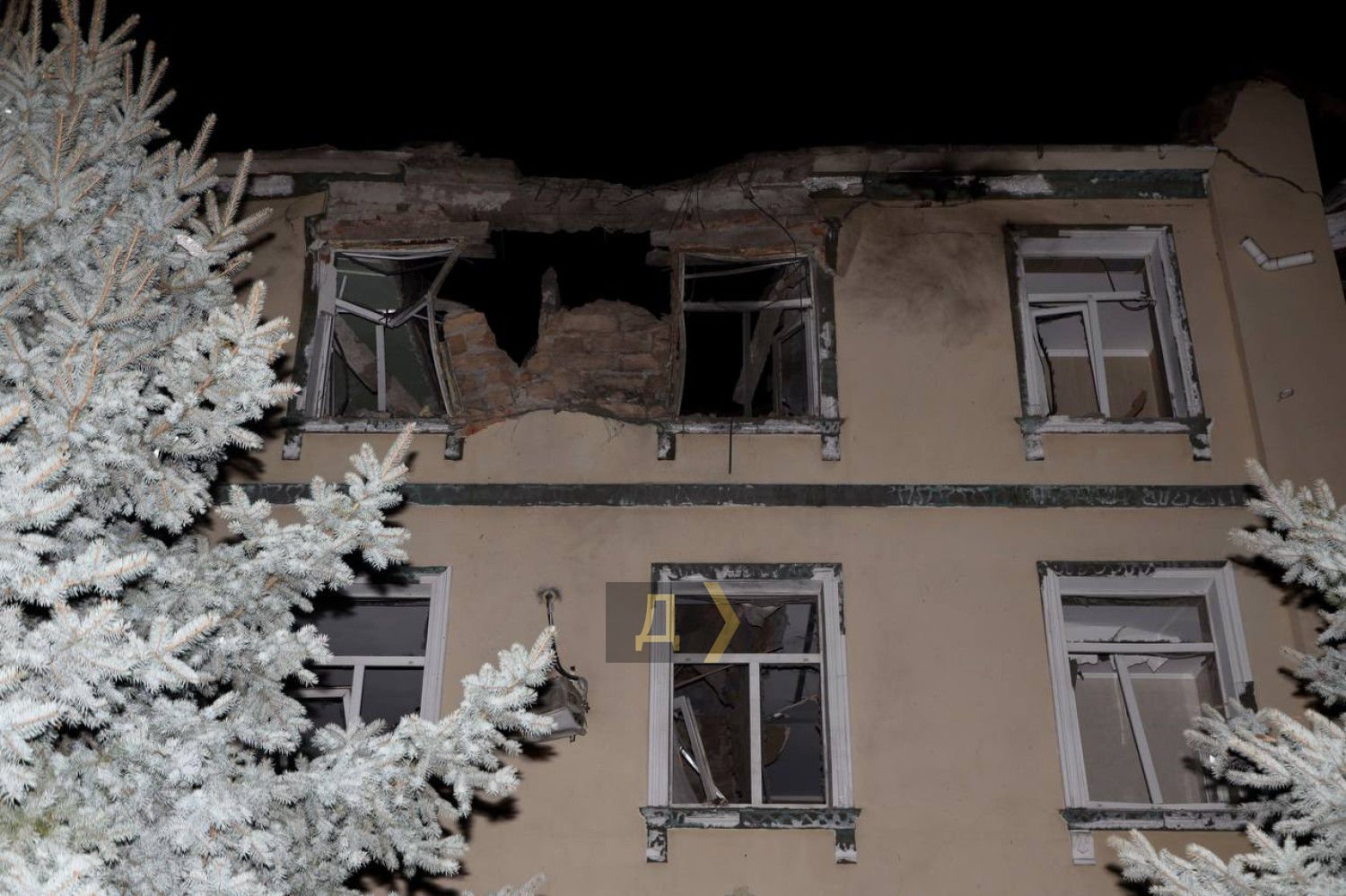 "Удар возмездия": ракета РФ разбила общежитие УПЦ МП в Одессе - есть пострадавшие