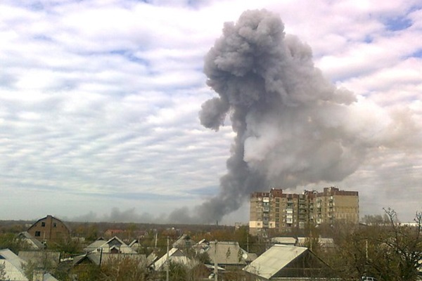 ​В Донецке раздался громкий взрыв, - соцсети