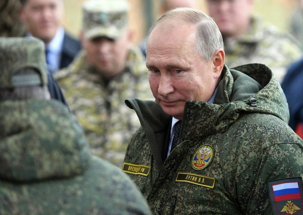 "Скоро услышим", – Свитан предположил, что последует за визитом Путина на оккупированную Украину