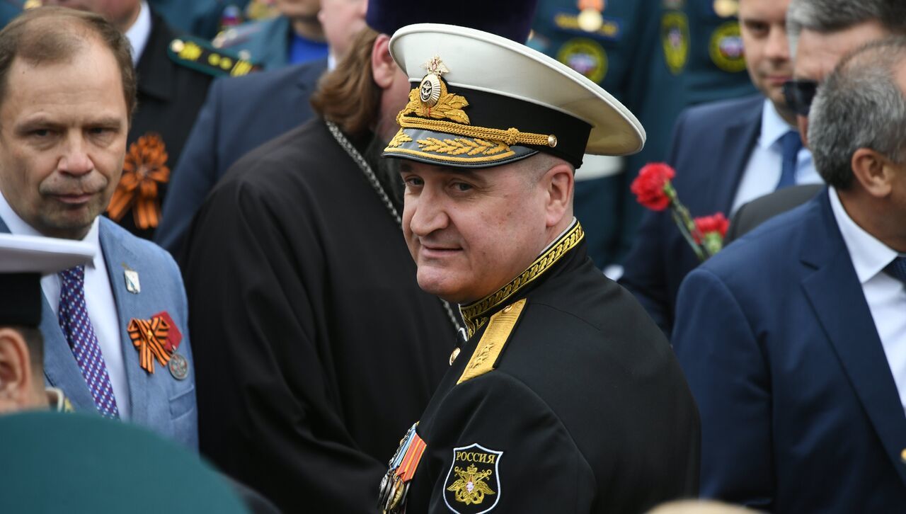 ​Ушел вслед за российским кораблем: арестован командующий Черноморским флотом Осипов