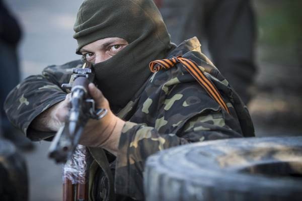 Порошенко готовит особый сценарий амнистии для боевиков ЛДНР