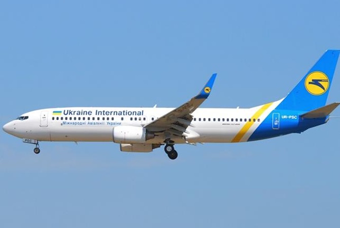 ЧП в воздухе: у Boeing рейсом Киев - Тель-Авив лопнуло лобовое стекло