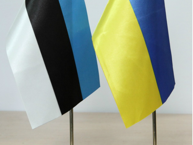 Эстонский парламент предлагает помощь Украине: "ЕС должен усилить санкции для РФ из-за того, что Кремль вытворяет в последние дни на Донбассе"