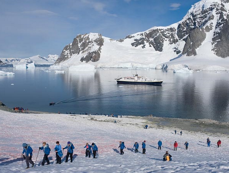 "Бенефис геологов и геофизиков" в Антарктике