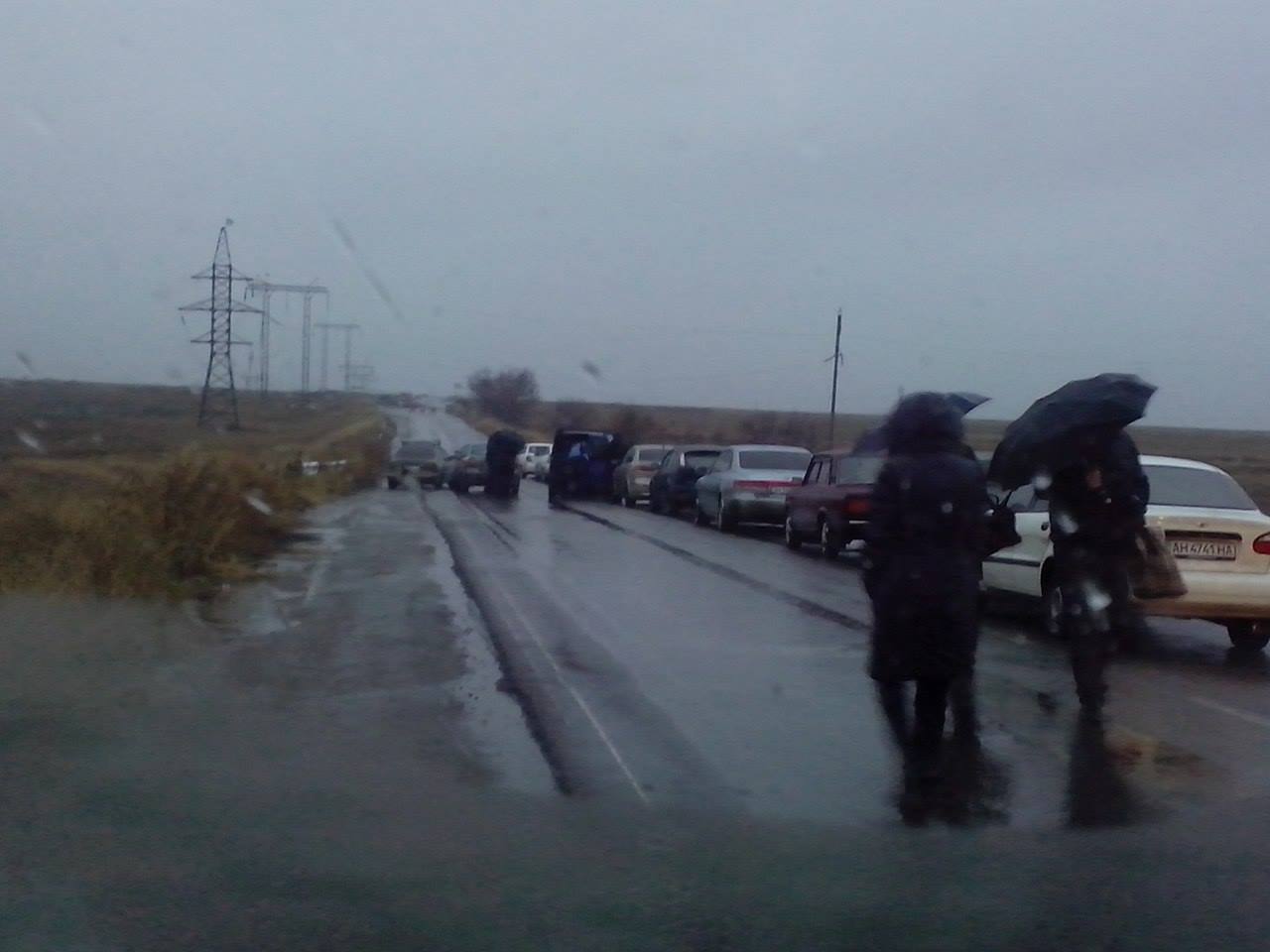 ​Трагедия на КПП "Зайцево": в автомобильной очереди скончался мужчина