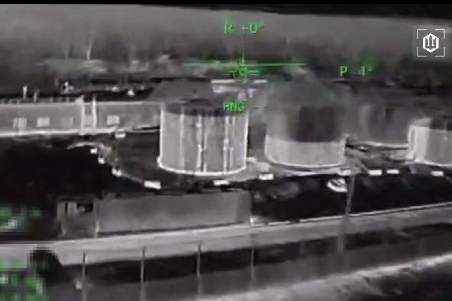 ​Удар на 50+ млн долларов: СБС "Мадяра" за ночь зажгли два "Тора" и нефтебазу оккупантов