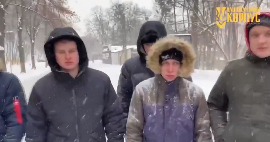 В Киеве поймали группу титушек "ОПЗЖ": они рассказали, сколько им платят за митинг против закрытия каналов Медведчука