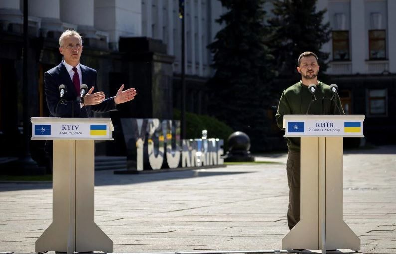 Вступление Украины в НАТО: Зеленский в присутствии Генсека Альянса назвал условие