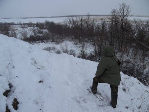 "Азов": Под Гранитным продолжается бой, двое солдат ранены