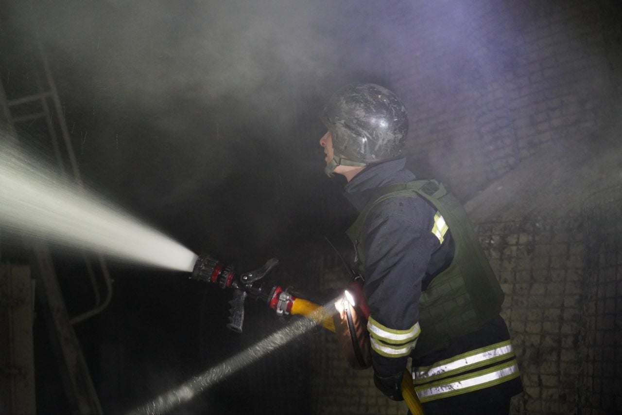 ВС ВСУ отбивали атаку дронов РФ: большую часть удалось сбить, но есть попадания в нескольких регионах Украины