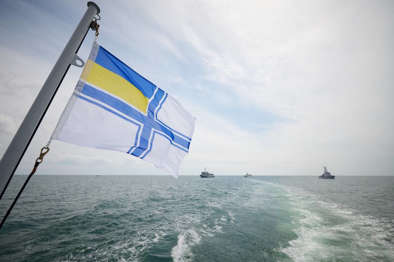 Уничтожение крейсера "Москва" только начало: Зеленский, Залужный и Неижпапа поздравили с Днем ВМС 