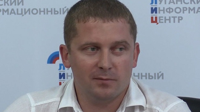 Украинский дипломат и разведчик перешли на сторону боевиков ЛНР, - СМИ