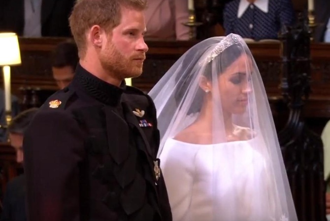 В Виндзоре королевская свадьба года: принц Гарри женится на актрисе Меган Маркл - прямая трансляция