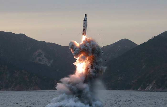 Северная Корея запустила несколько баллистических ракет в сторону Японии: соседние страны в экстренном порядке созывают Совет национальной безопасности 