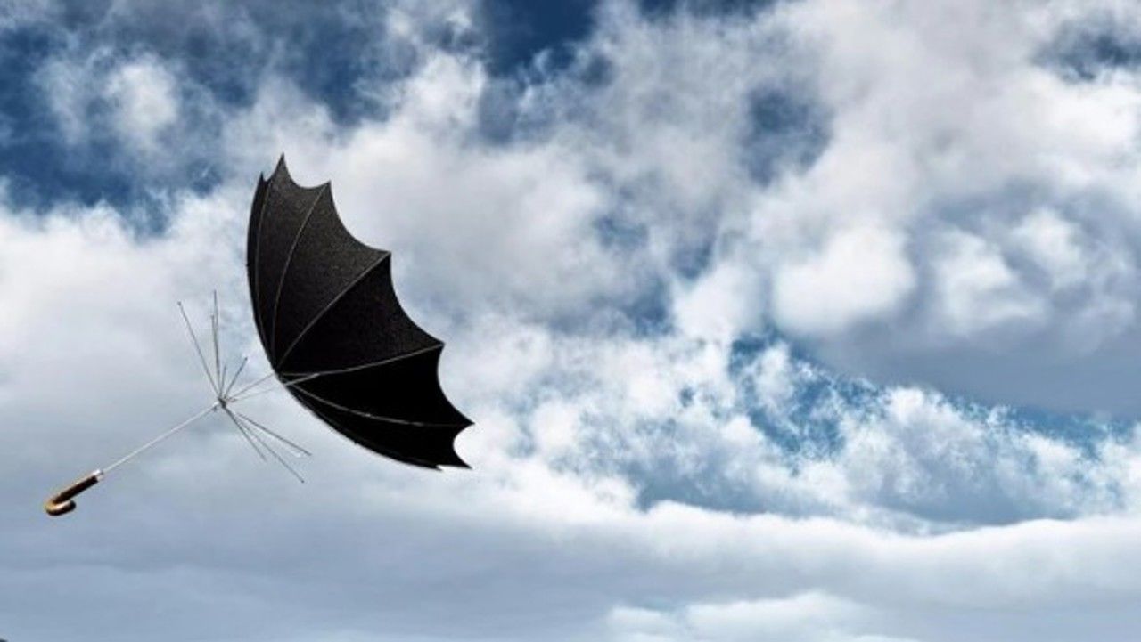 ​Ветер, срывающий билборды, ворвется в Украину: какую погоду ждать 24 апреля