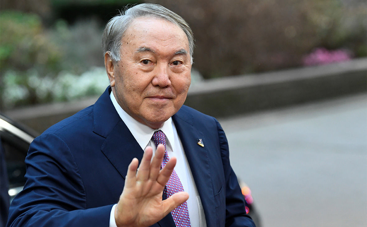 Впервые с начала протестов в Казахстане появились официальные сообщения о Назарбаеве