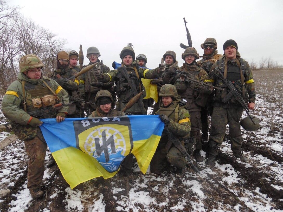 "Азов" полностью уничтожил батальонно-тактическую группу ВС РФ под Мариуполем 
