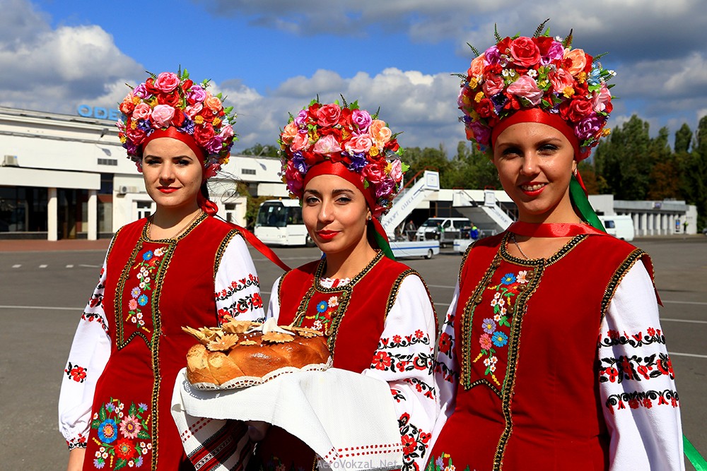 Украинцы признаны одной из самых гостеприимных наций мира - социологи ...
