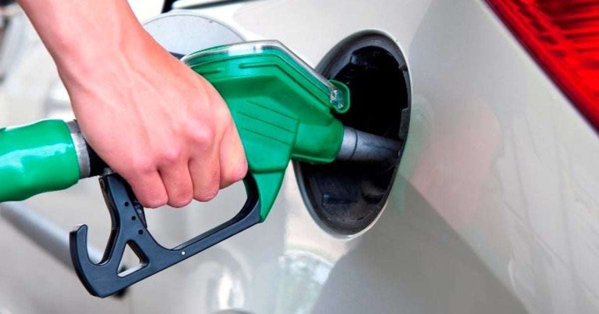 Причин паниковать нет: водителей в Украине успокоили хорошими новостями про бензин