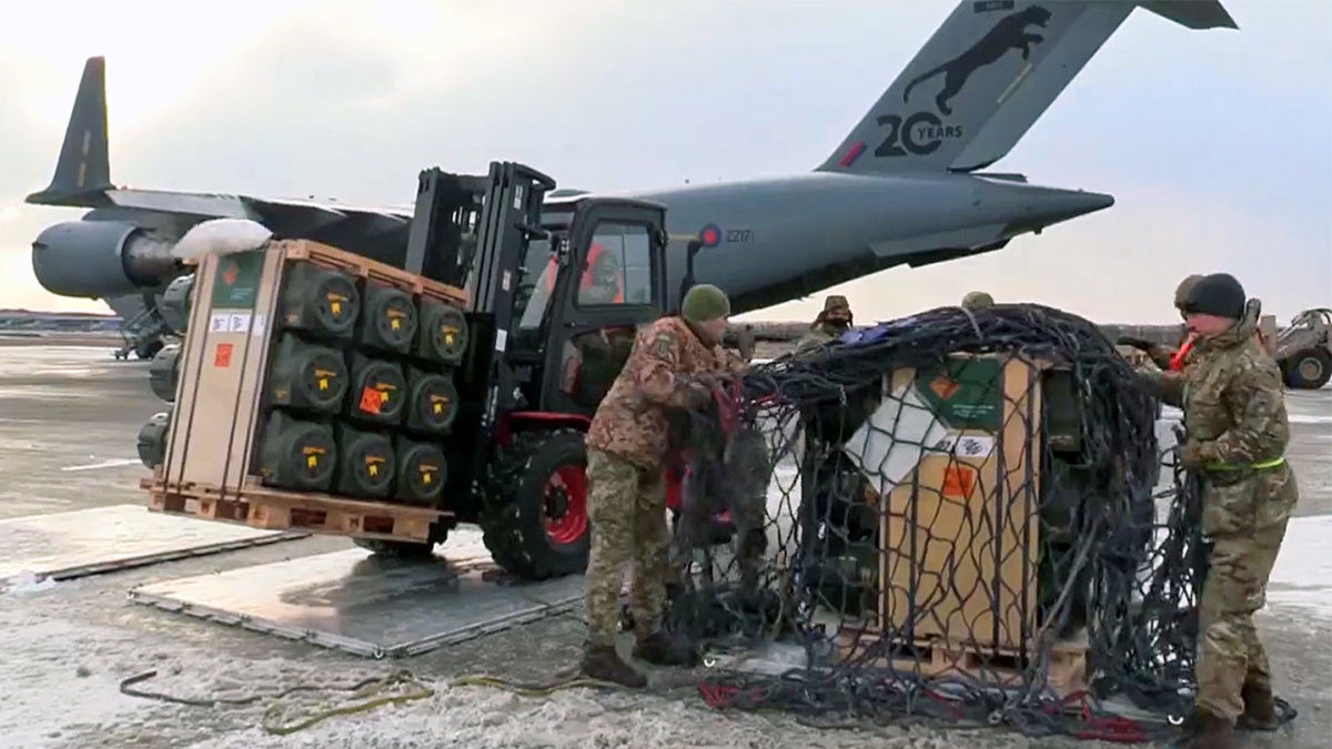 ​Военная помощь Украине может быть возобновлена: в Белом доме сделали заявление – CNN