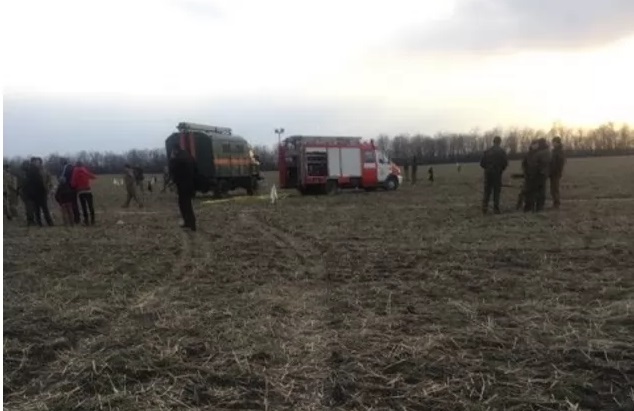 Падение МИ-2 в зоне АТО: СМИ распространили кадры с места смертельной трагедии