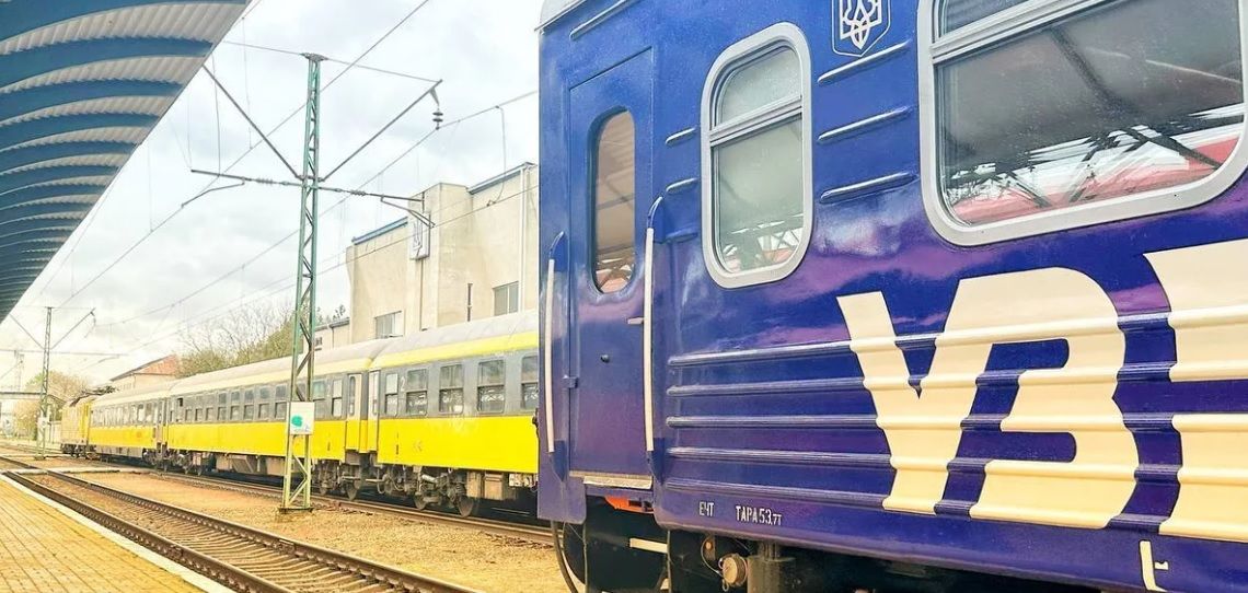 ​"Укрзалізниця" изменила расписание поездов с 22 января: названы причины, доступные билеты и направления