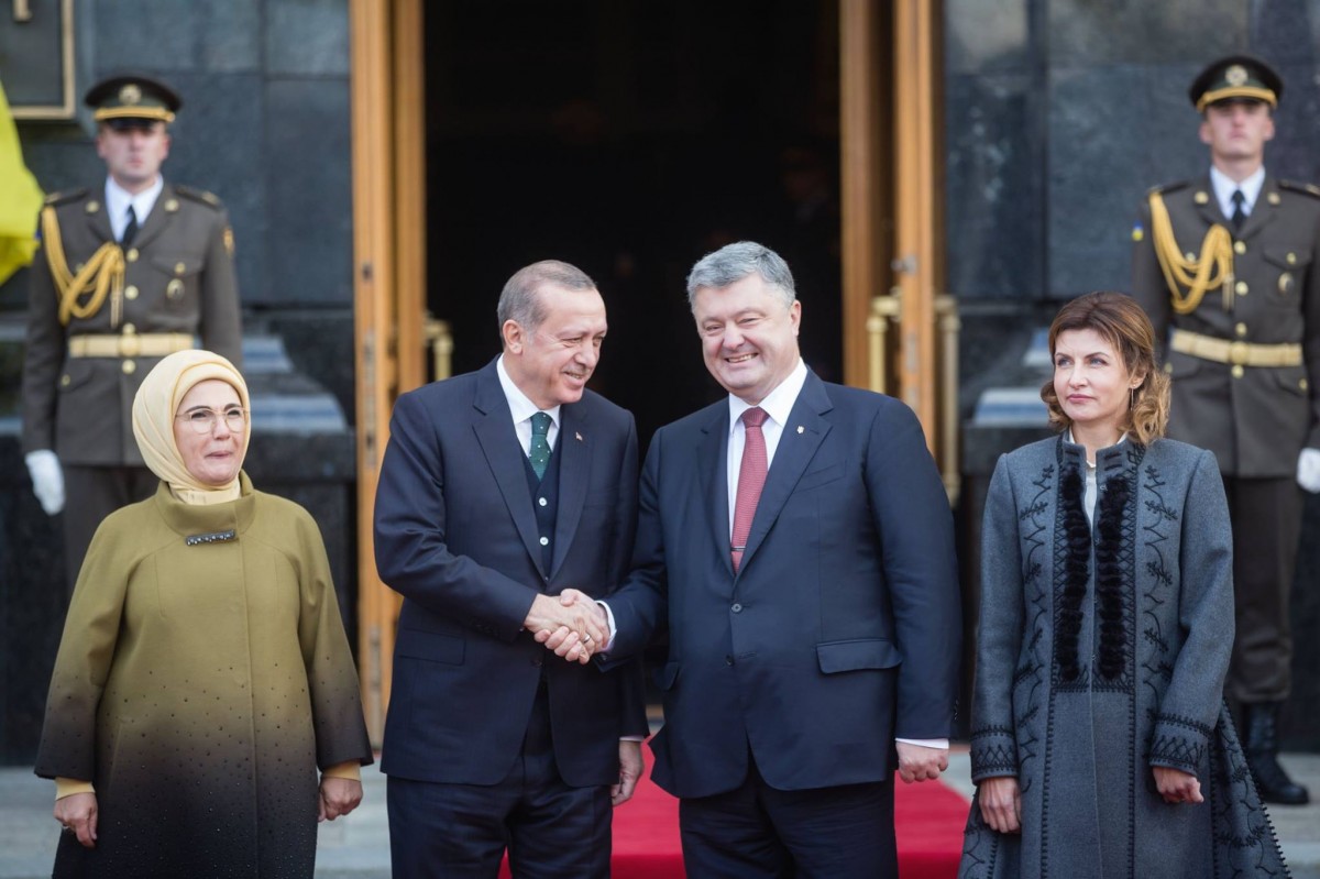 Такого в Кремле точно не ожидали: Порошенко и Эрдоган ведут переговоры о вступлении Турции в международную группу по возвращению аннексированного Крыма Украине