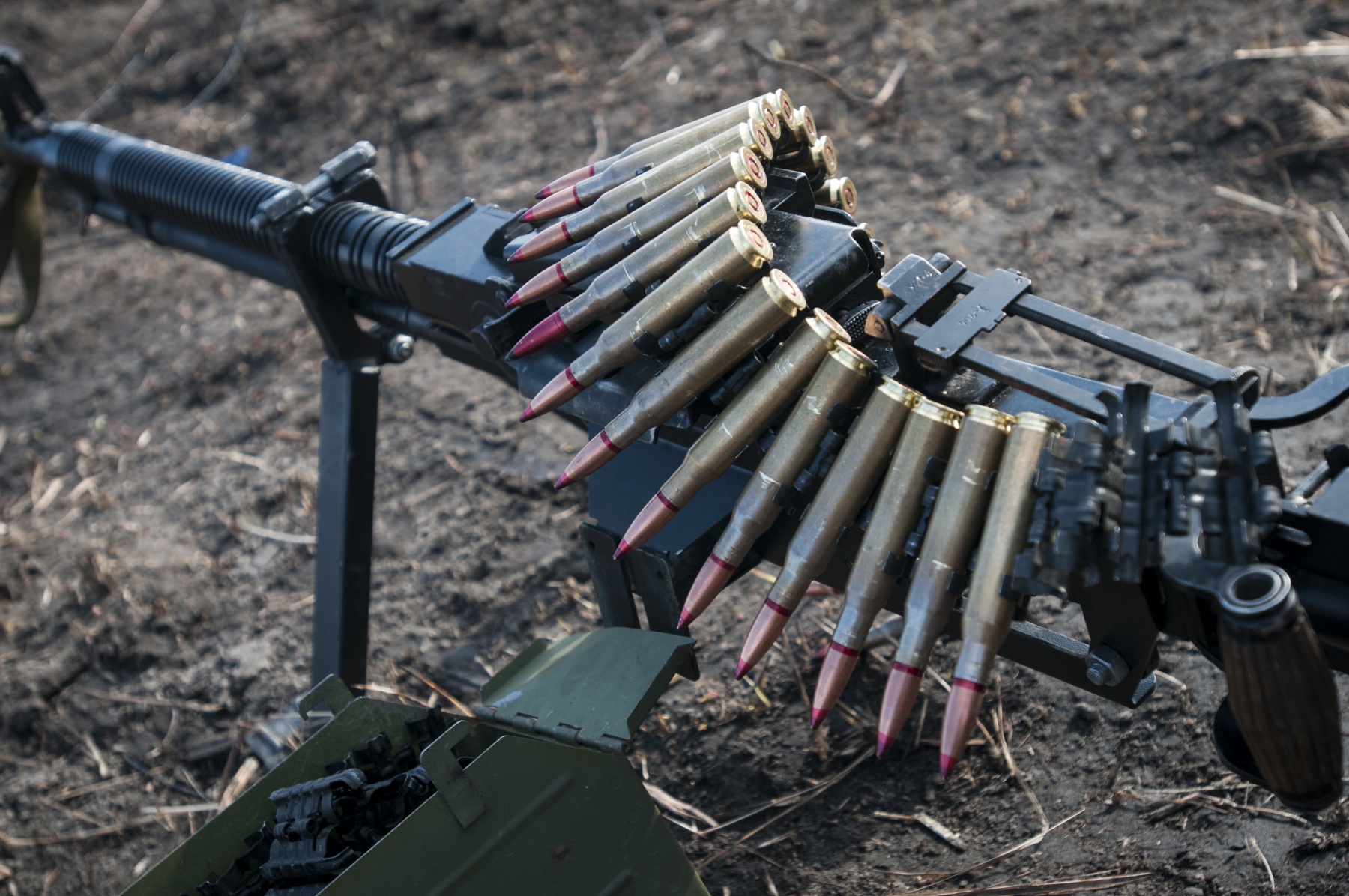 Тяжелые сутки для бойцов АТО на Донбассе: агрессивные обстрелы террористов привели к временным потерям у ВСУ