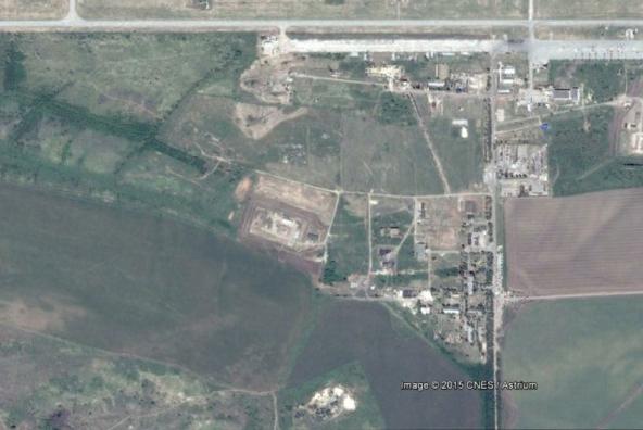 Спутники сняли скопление военной техники РФ на границе с Украиной