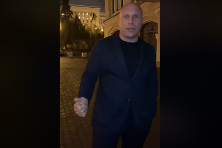 Кива нецензурно обрушился на "слуг народа" и вспомнил Януковича