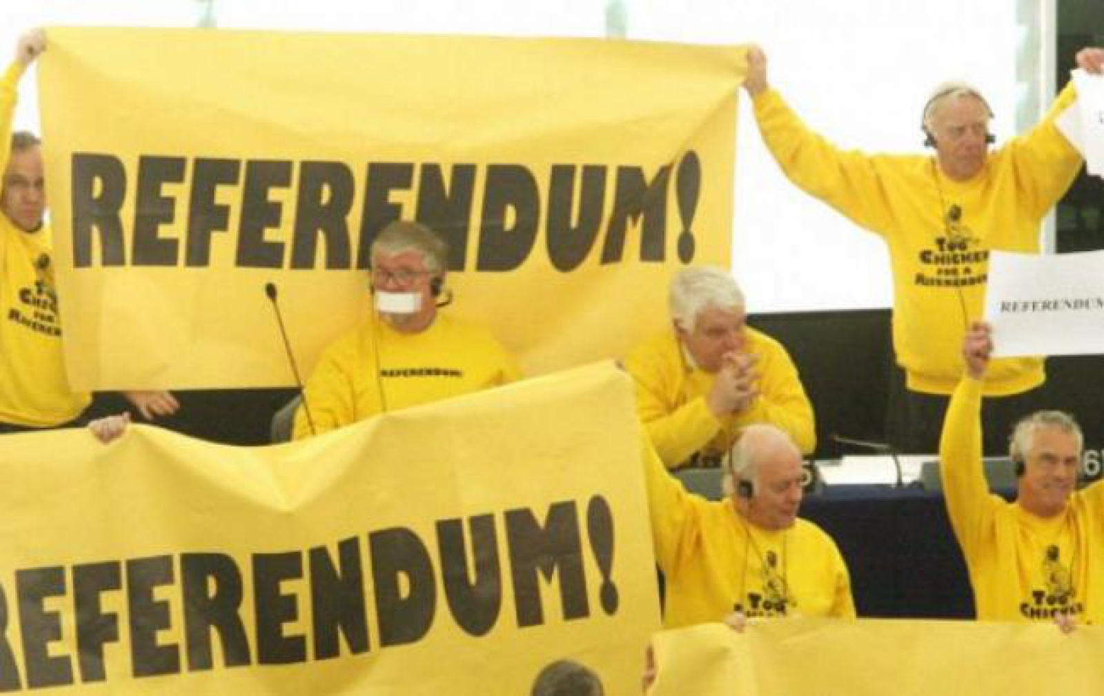 В Нидерландах стартовал референдум об ассоциации Украина - ЕС: на участках почти нет людей