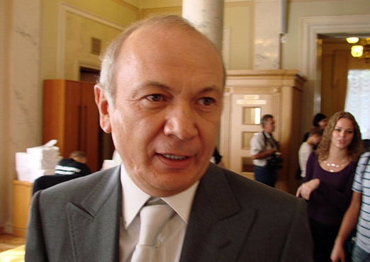 Бывший “смотрящий” Януковича, Юрий Иванющенко, отдыхает в Монако под носом у Интерпола