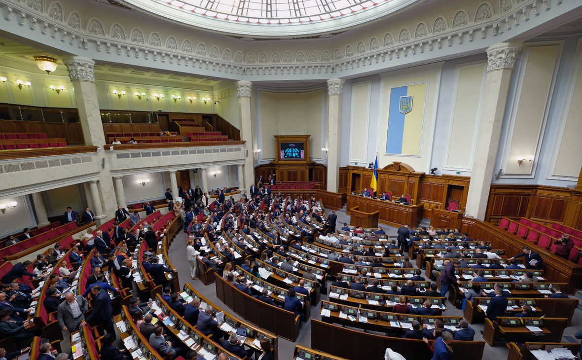 Рада собирается просить США о предоставлении Украине "особого" статуса