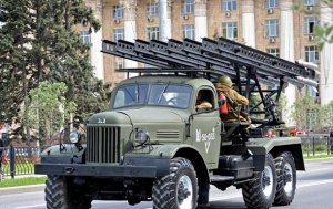 Боевики "ДНР" зовут ОБСЕ проверить "небоеспособную" технику к 9 мая